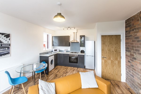 Apartment 5, 14 Park Drive, Huddersfield HD1 4EB